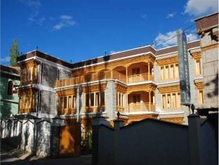 Hotel Ladakh Continental Leh Buitenkant foto